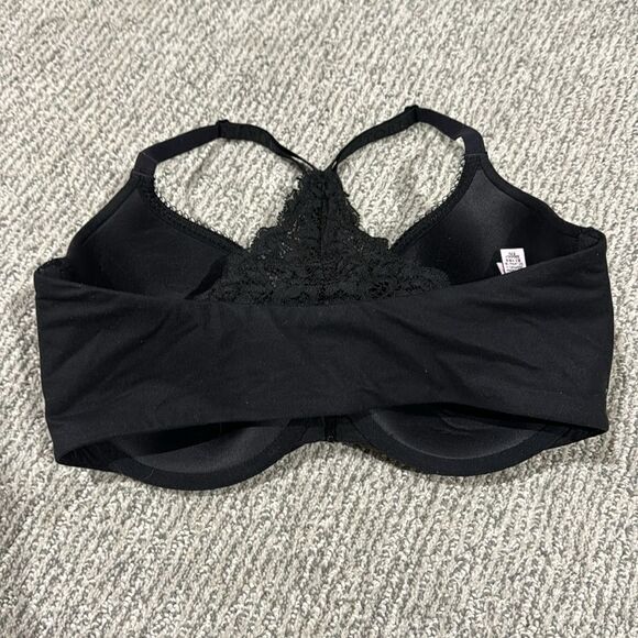 Victoria’s Secret bra - Picture 2 of 3